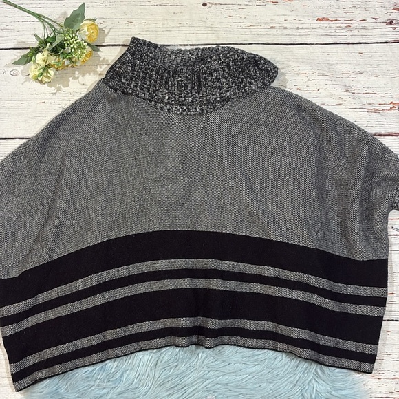 Anthropologie Maeve Keisha Poncho Sweater in Black - Picture 5 of 9